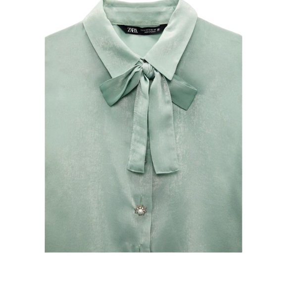 🍈NEW ZARA Top with Rhinestone Buttons - Picture 6 of 15